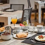 Hotel Don Jaime 54 Zaragoza