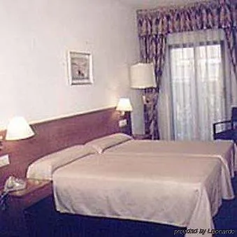 Don Jaime 54 فندق سرقسطة