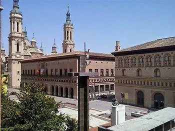 Don Jaime 54 فندق
