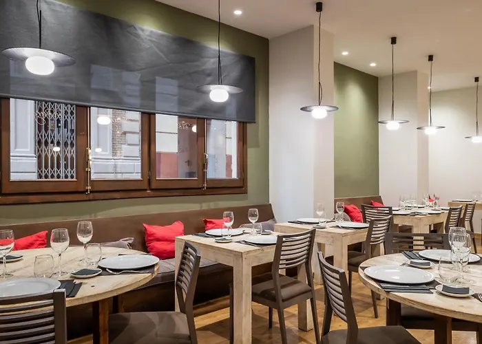 ホテル Don Jaime 54 サラゴサ