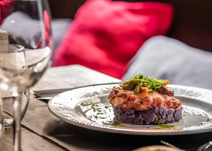 Отель Don Jaime 54