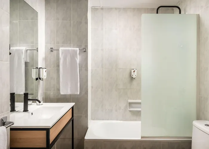 多恩海姆54号酒店 萨拉戈萨